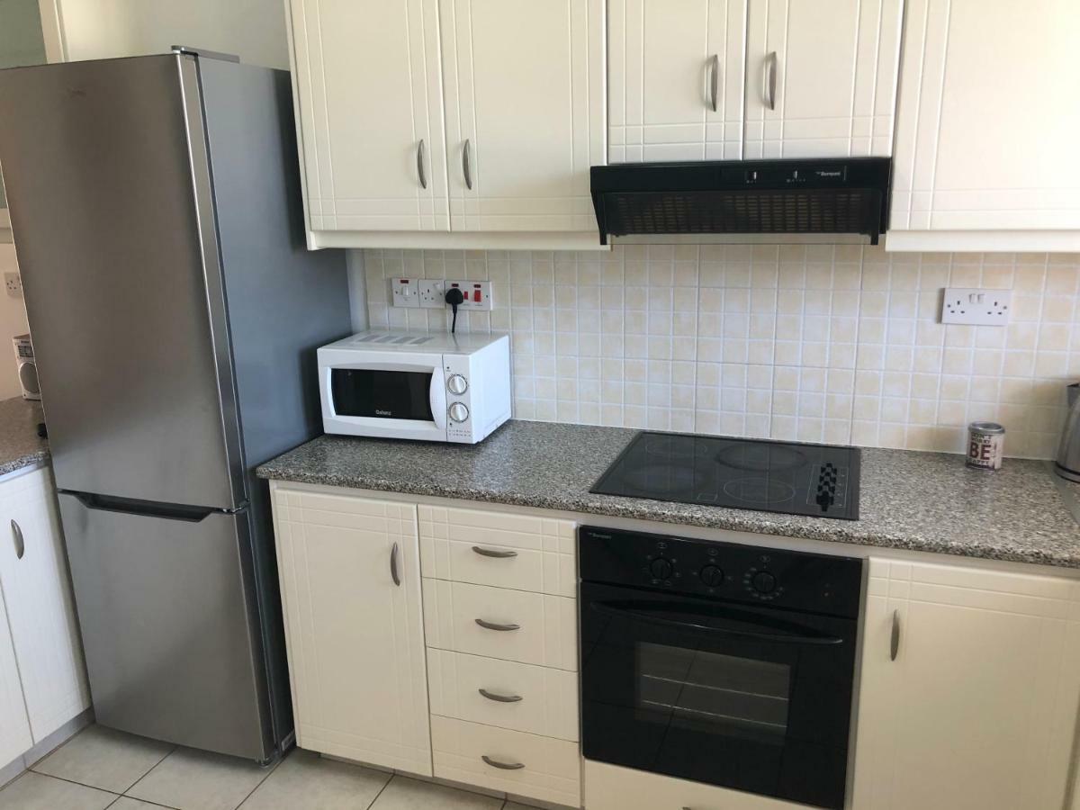 Royal Seacrest Apartment Paphos Kültér fotó