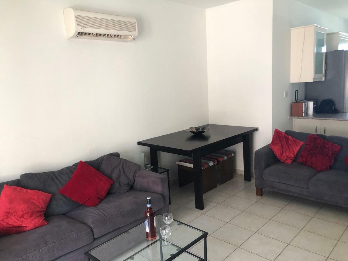Royal Seacrest Apartment Paphos Kültér fotó